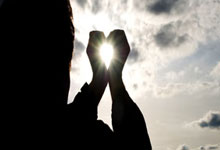 线上炒股配资:安全股票配资门户-公募、券商与社保基金“同框”145只个股 89只属于新质生产力概念